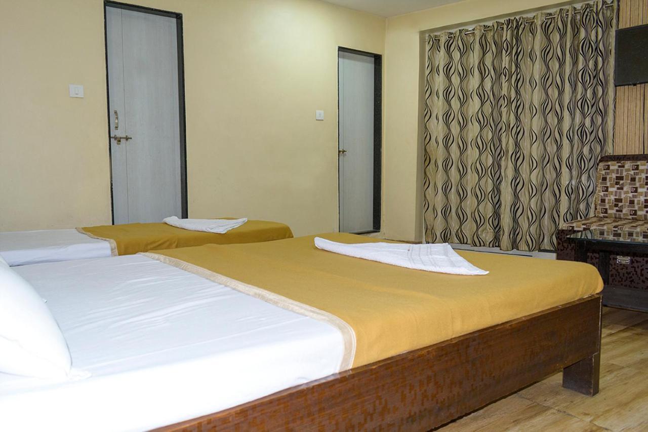 Hotel Mukesh Residency Πούνε Εξωτερικό φωτογραφία